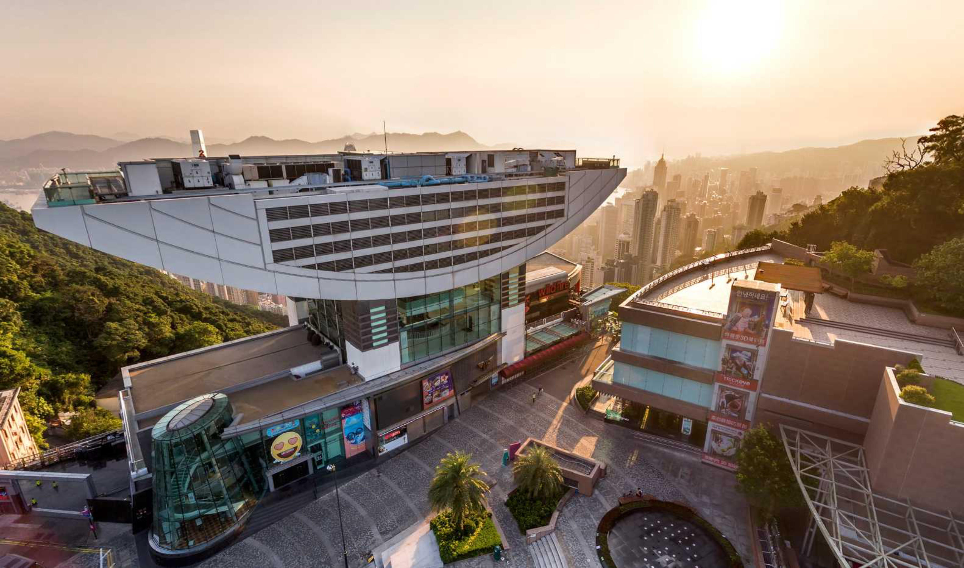 Victoria Peak virtual tour preview