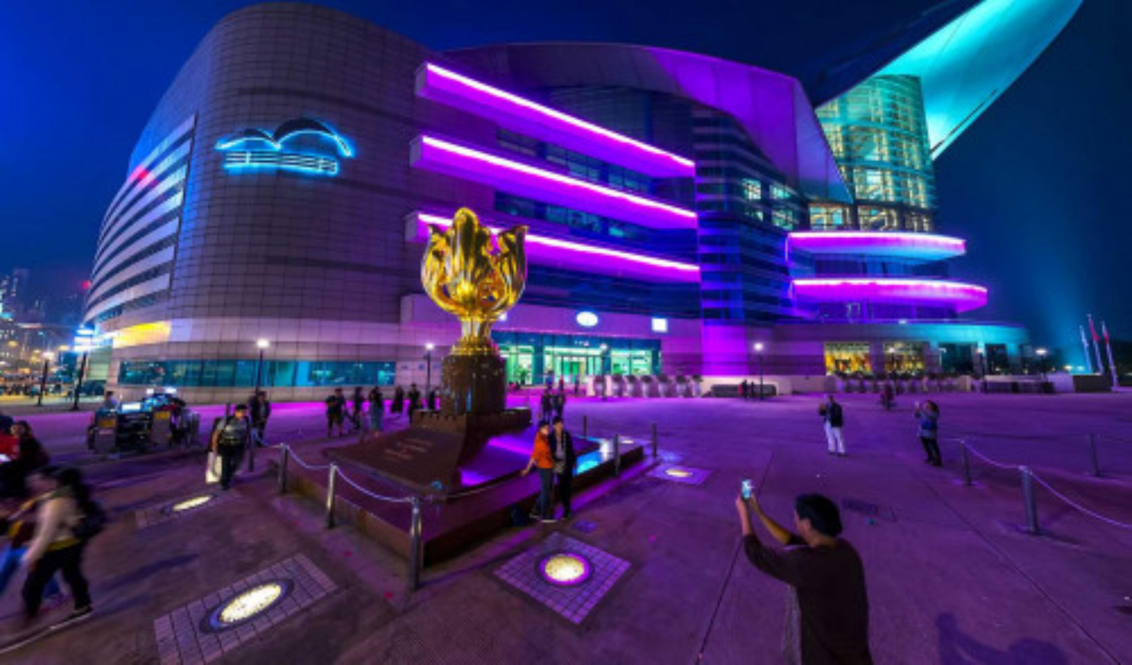 Golden Bauhinia Square virtual tour preview
